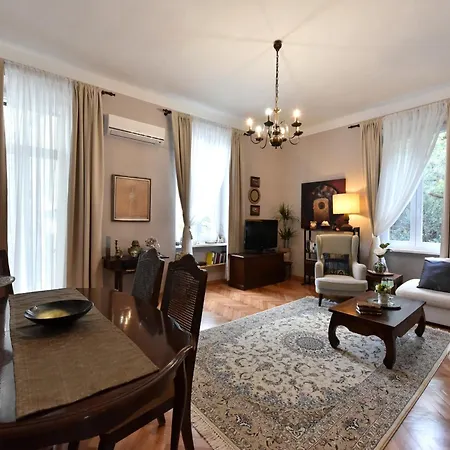 Center - Directly On The Sea Ζαντάρ