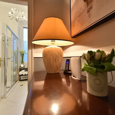 Center - Directly On The Sea Apartment