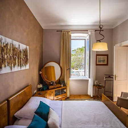 Center - Directly On The Sea Apartment Zadar