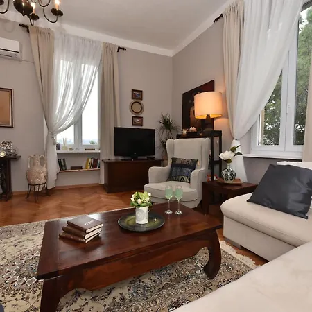 Apartment Center - Directly On The Sea Zadar