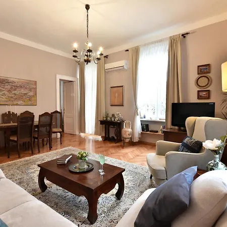 Appartement Center - Directly On The Sea Zadar