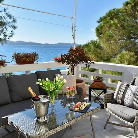 Apartmán Center - Directly On The Sea *
