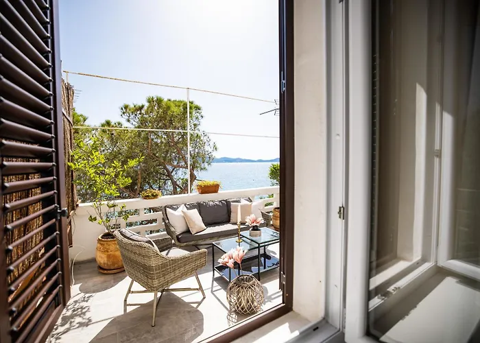 Apartman Center - Directly On The Sea *