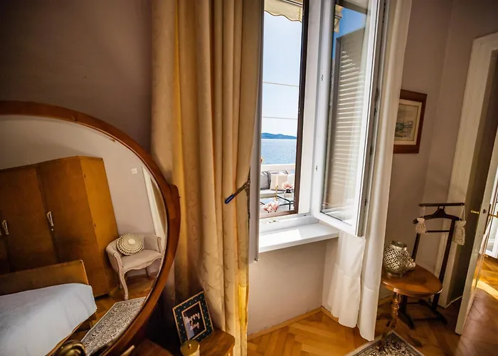 Apartman Center - Directly On The Sea