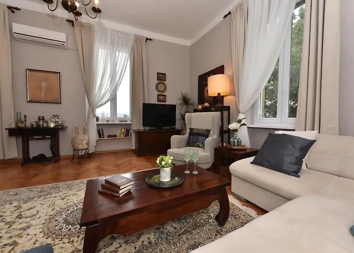 Apartman Center - Directly On The Sea Zára